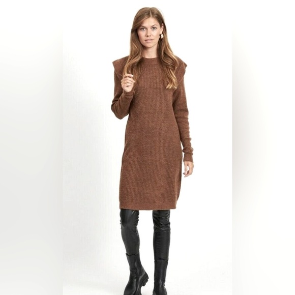 VILA Wool Blend Midi Sweater Dress NWT - Picture 1 of 8